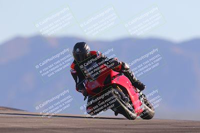 media/Nov-06-2023-Moto Forza (Mon) [[ce023d0744]]/3-Intermediate Group/Session 5 (Turn 9)/